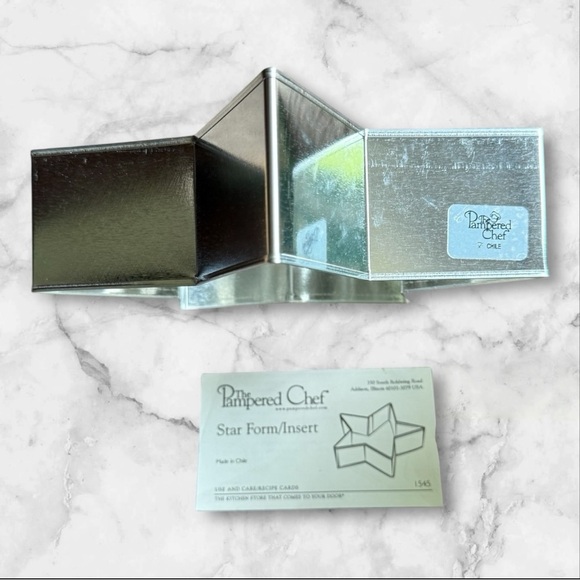 The Pampered Chef Star Form/Insert Mold - NEW IN BOX - Picture 2 of 5